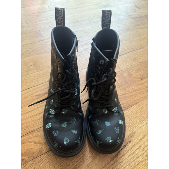 Doc Dr. Martens Juniors 1460 Glow In The Dark Bug Lace Boots M4 L5 - Picture 1 of 9